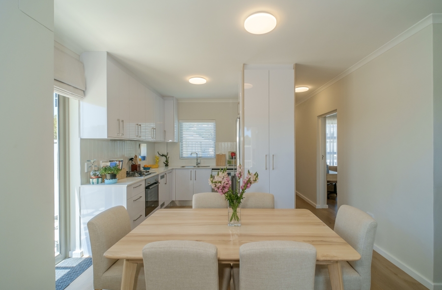 2 Bedroom Property for Sale in Kommetjie Western Cape